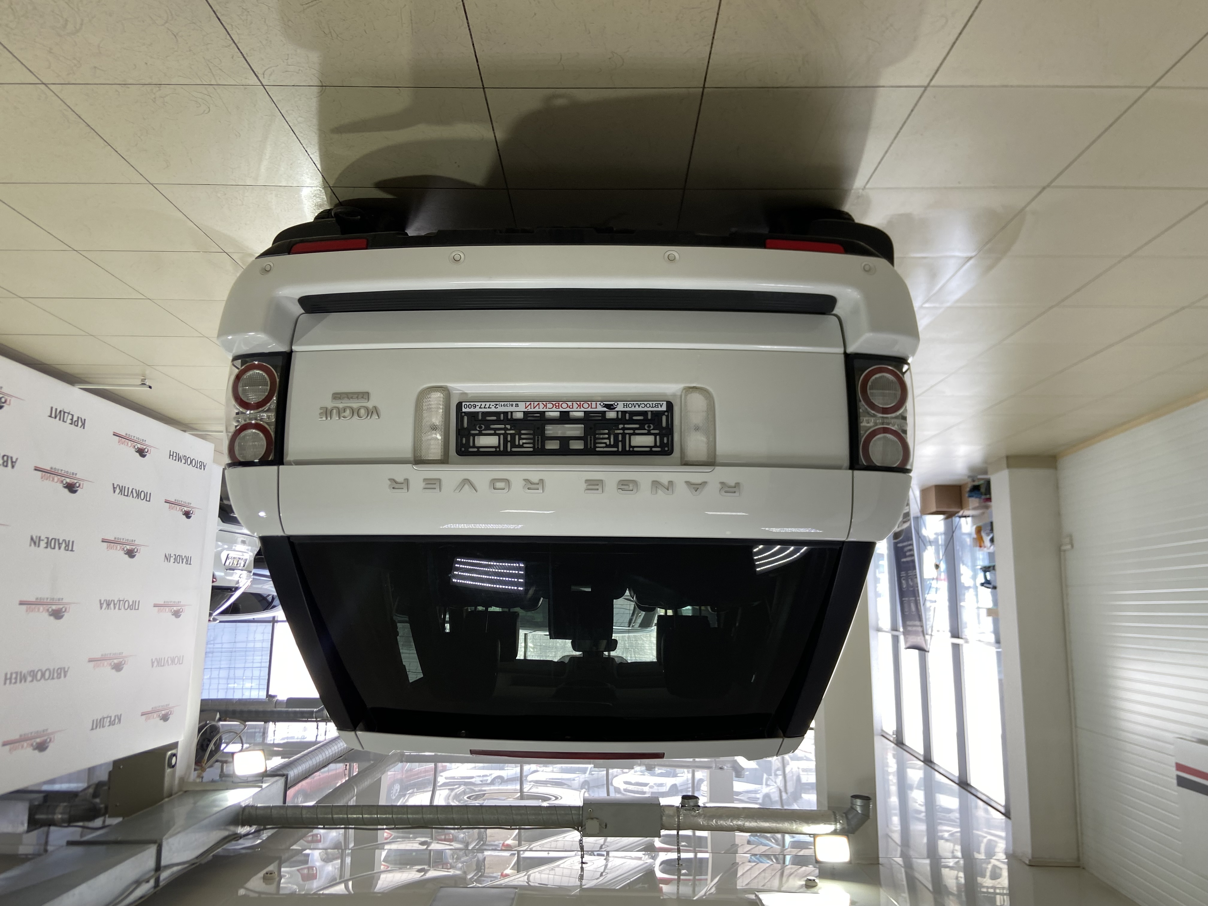 Land Rover Range Rover, 2012 год